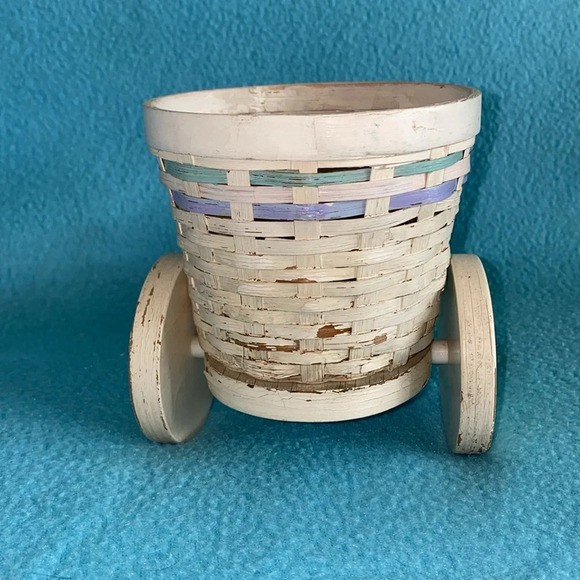 TELEFLORA bunny pulling basket cart wood vintage plant holder wheels roll - Picture 4 of 10